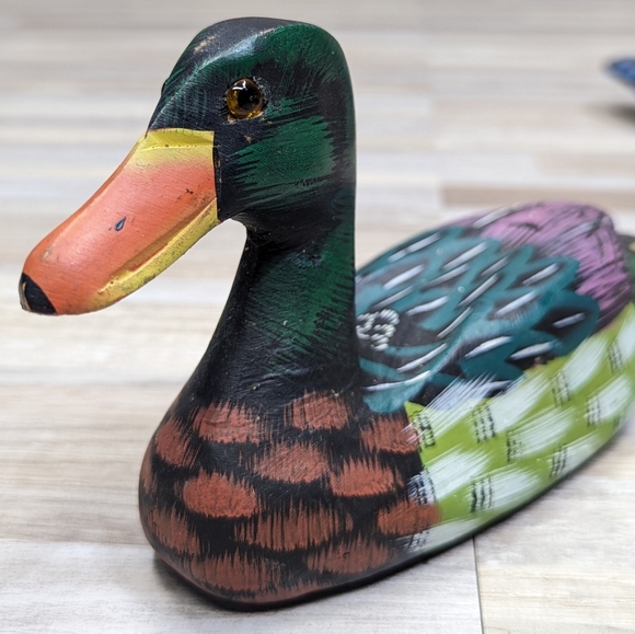 3 Wooden Carved Hand Painted Ducks - Picture 7 of 13